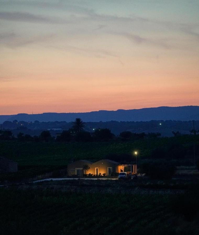 Cozzo Del Parroco - Ospitalita Tra I Vigneti Villa Granelli Buitenkant foto